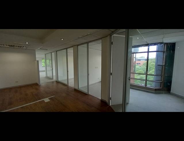 313M² OFFICE TO LET IN WOODMEAD